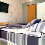 Balcony And Parking, 1Min To Shop, Near Beach